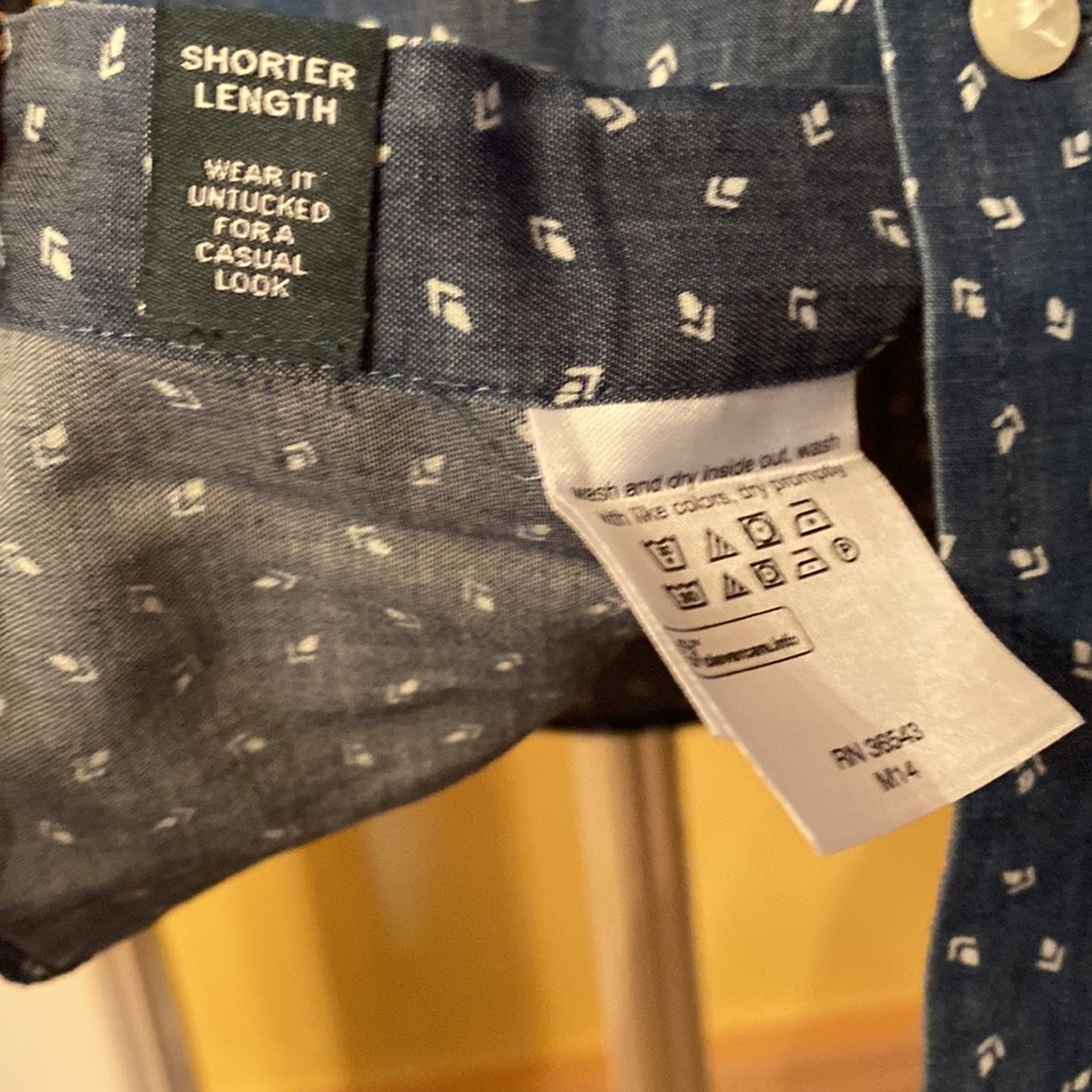 RALPH LAUREN BUTTON DOWN SHIRT - Picture 6 of 9